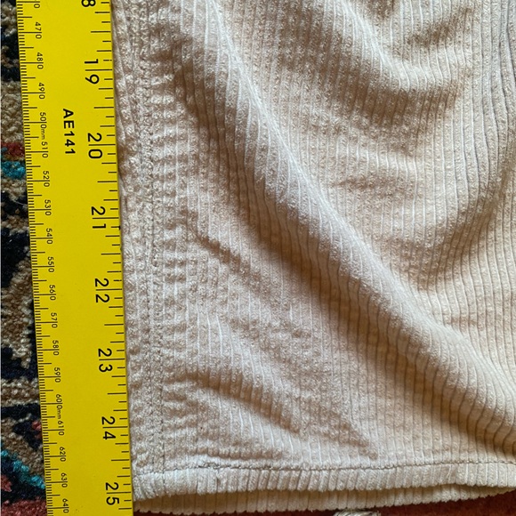 LEVIS RIBCAGE TAN corduroy PANTS - Picture 6 of 6